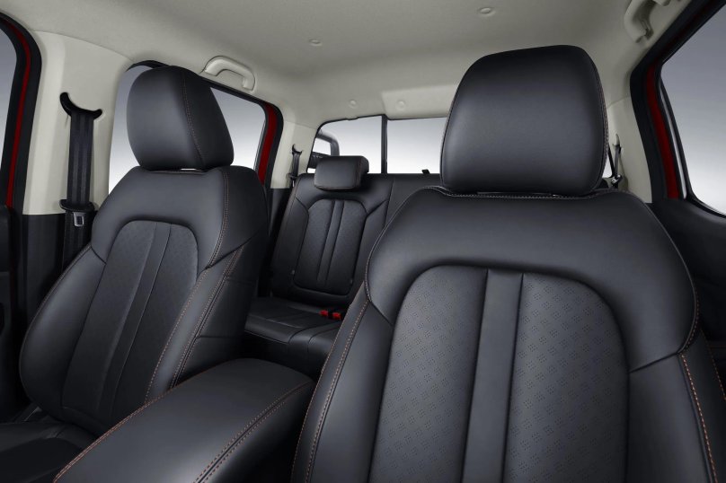 Кожаные чехлы Хонда Везел 2014