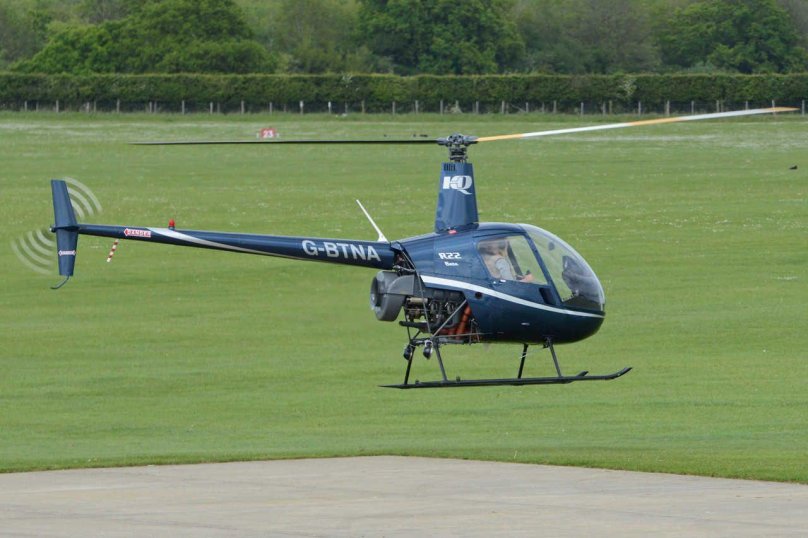 Robinson r22