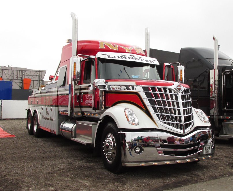 Седельный тягач International Lonestar 2020