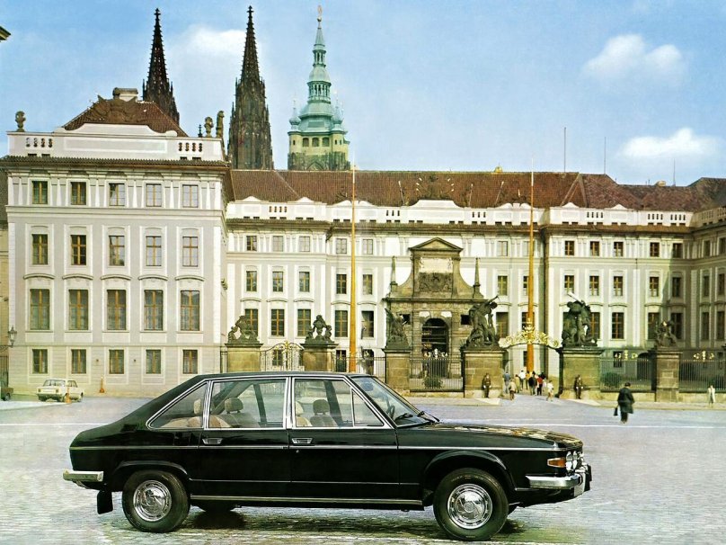 Tatra 613-3