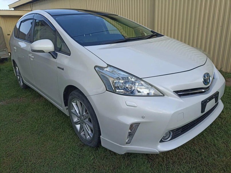 Приус Альфа 7 мест