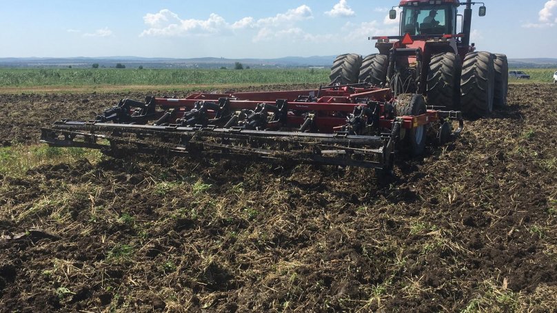 Дисково-чизельный агрегат Case IH ecolo-Tiger 875