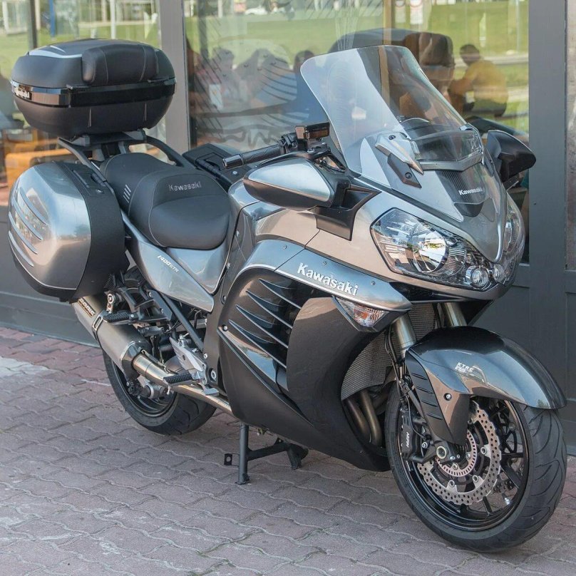Kawasaki GTR 1400