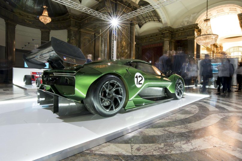 Brabham Automotive bt62