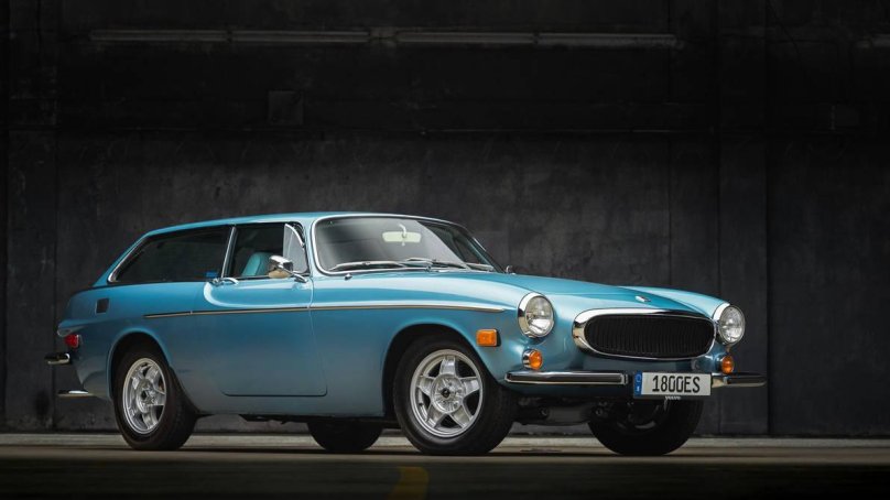 Вольво 1800 es