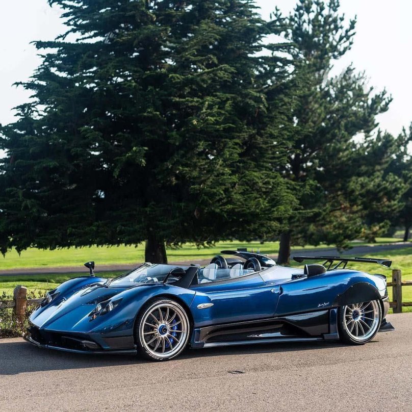 Машина Pagani Zonda HP Barchetta