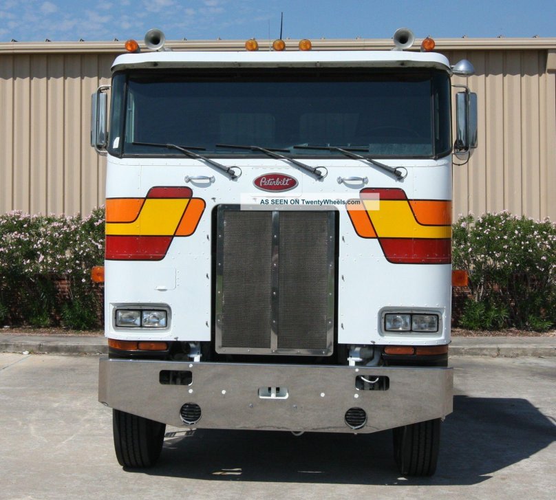 Peterbilt 1982