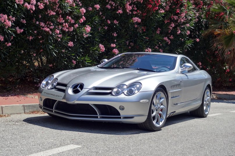 Мерседес Бенц SLR MCLAREN