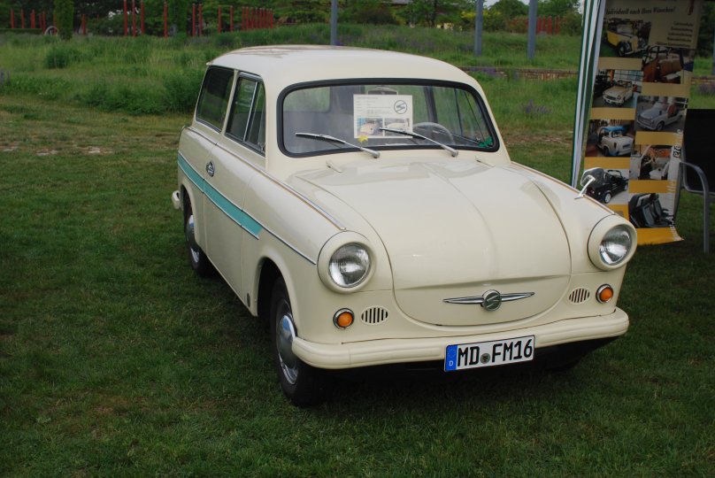 Трабант и Мерседес