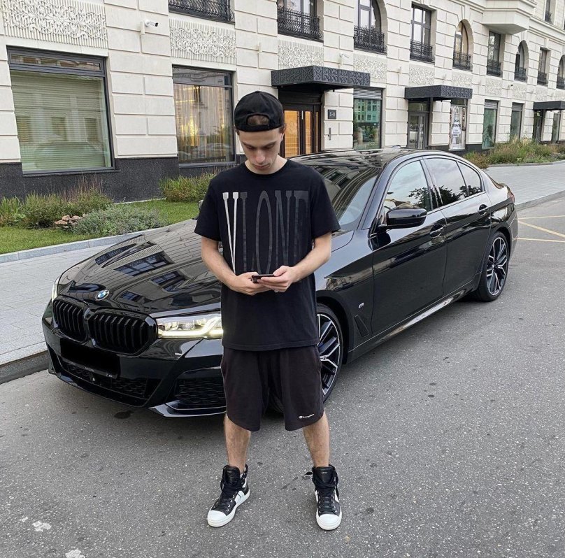 Рокет певец