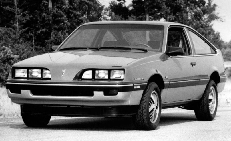 Pontiac Sunbird 1984