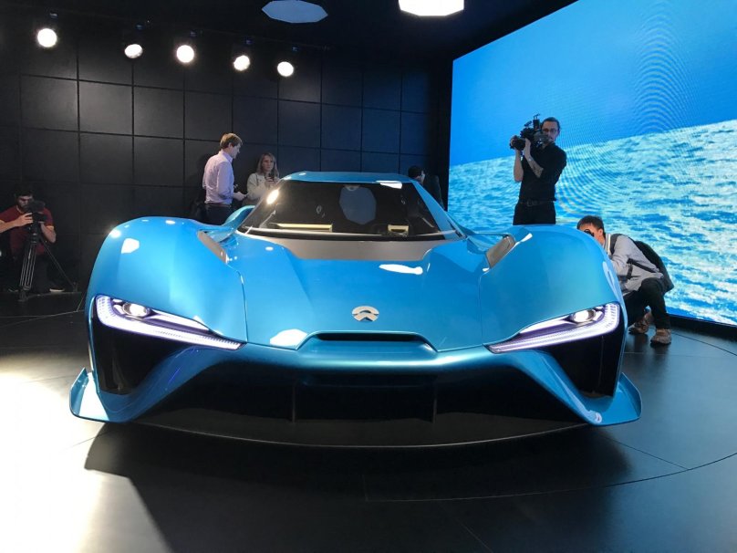 Nio ep9 салон