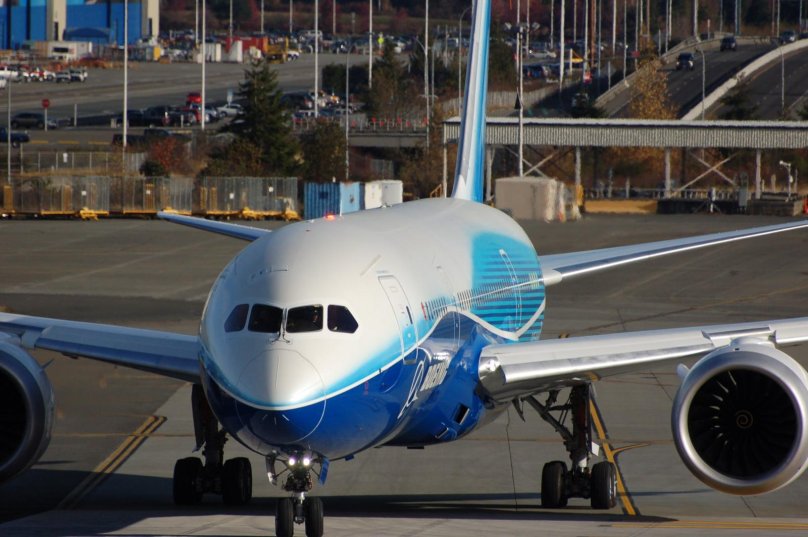Самолет Боинг 787