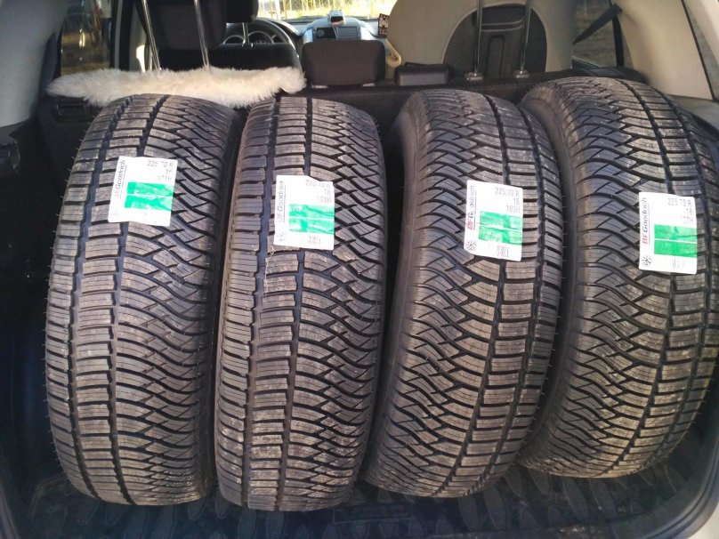 BFGOODRICH Urban Terrain t/a 225/70 r16