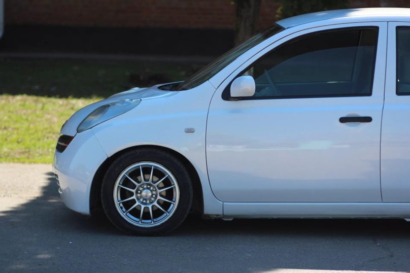 Nissan March k12 купе