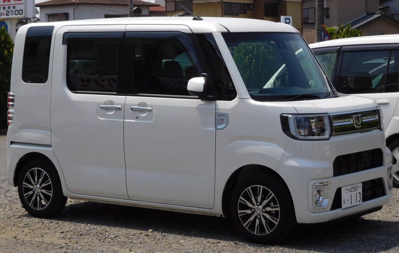 Daihatsu Wake 2018