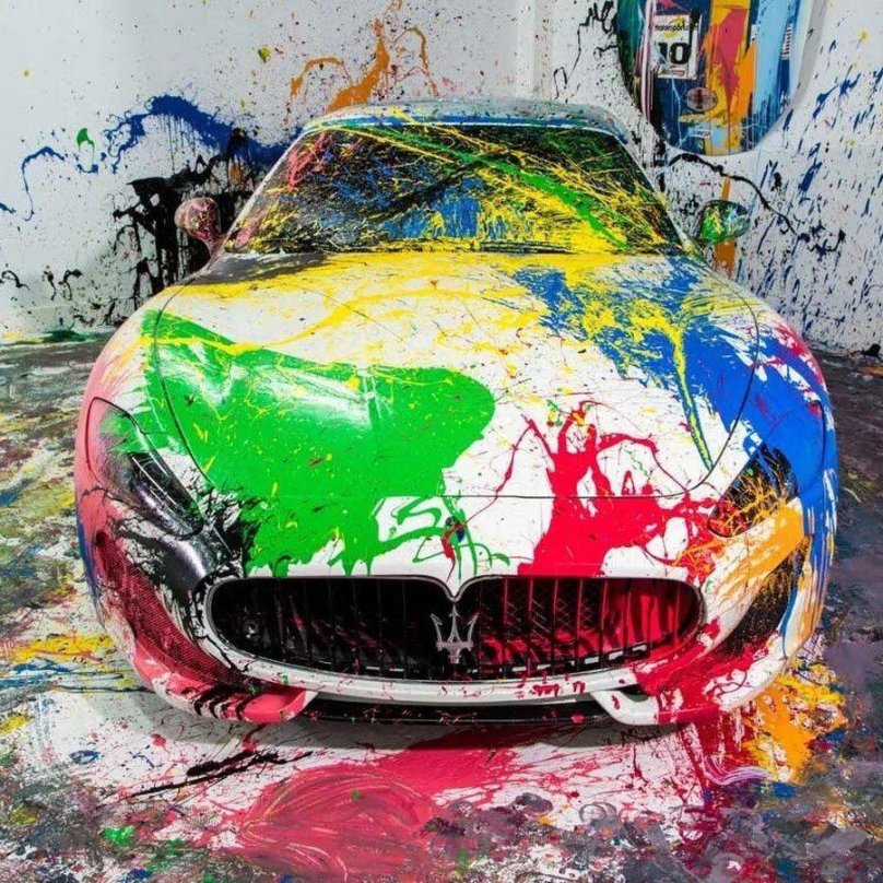 Разноцветные машины