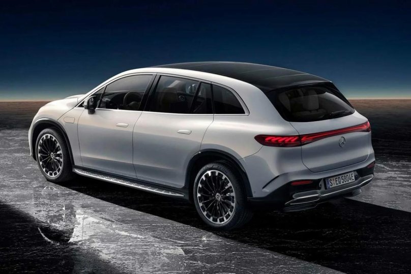 Мерседес EQS SUV 2022