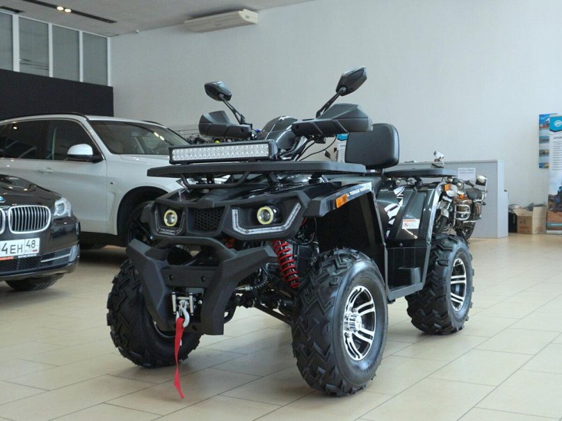 Авантис Хантер 200 Биг