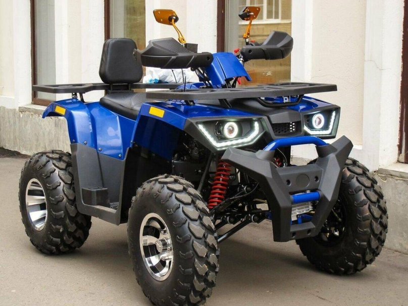 Авантис Хантер 200