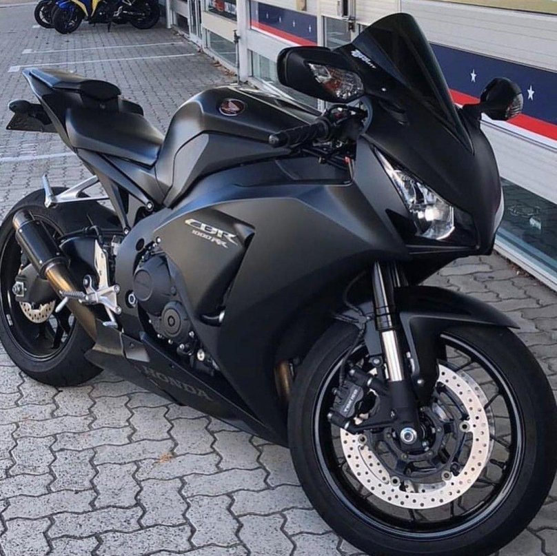Honda cbr1000rr Fireblade черный