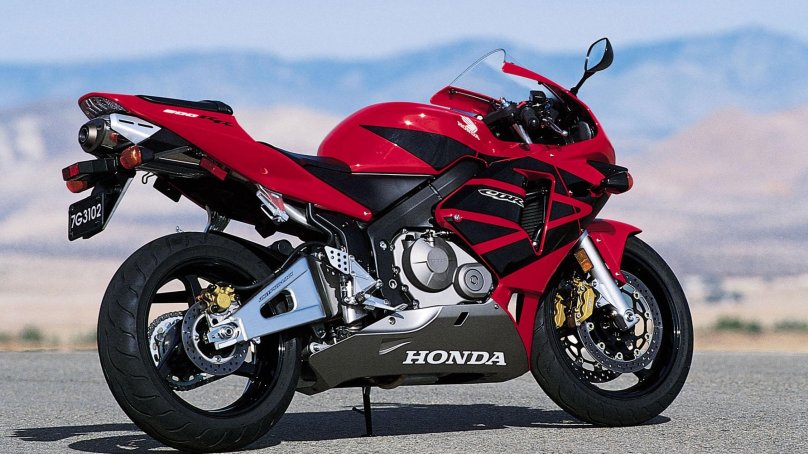 Хонда СБР 600