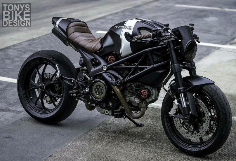 Ducati 696 Custom