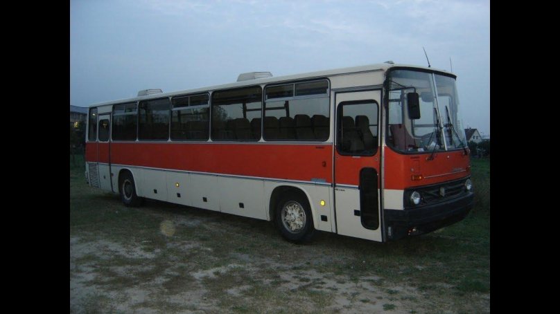 Автобус Ikarus 250