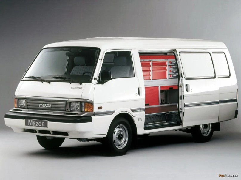 Mazda e2200 фургон