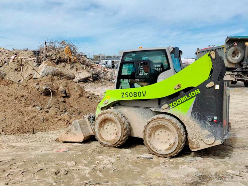 Погрузчик Zoomlion zs080v