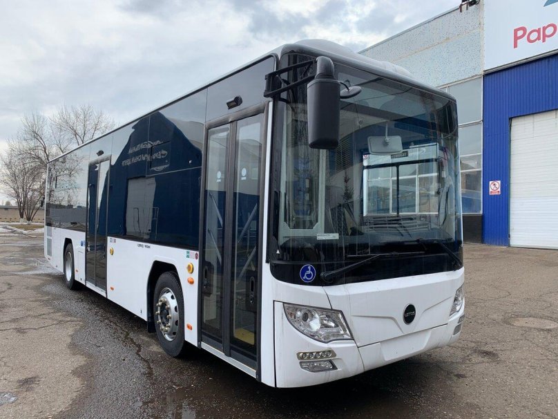 МАЗ Лотос 105