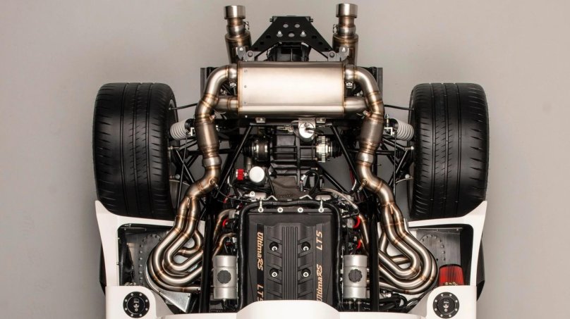 Ultima автомобиль