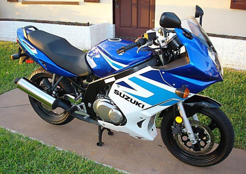 Suzuki gs500f