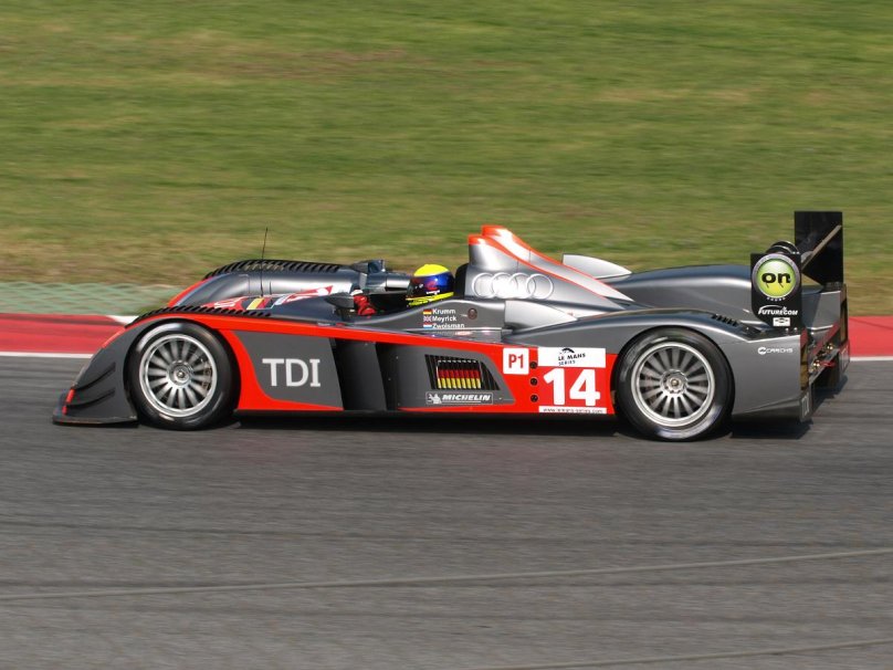 Audi r10 TDI Race car`06