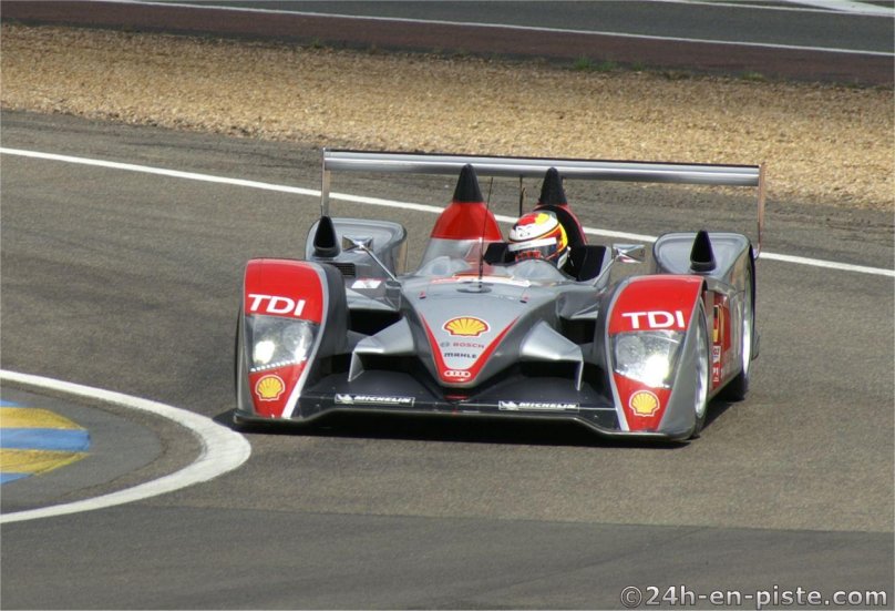 Audi r10 TDI le mans winner