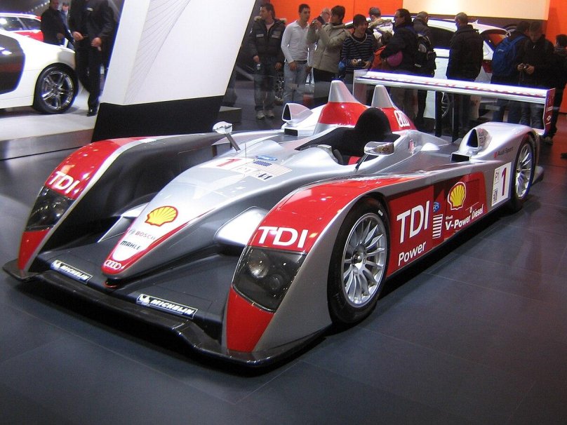 Audi r10