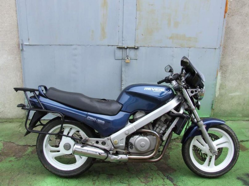 Для мотоцикла Honda ntv650