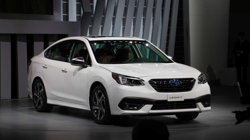 Субару Легаси 2020