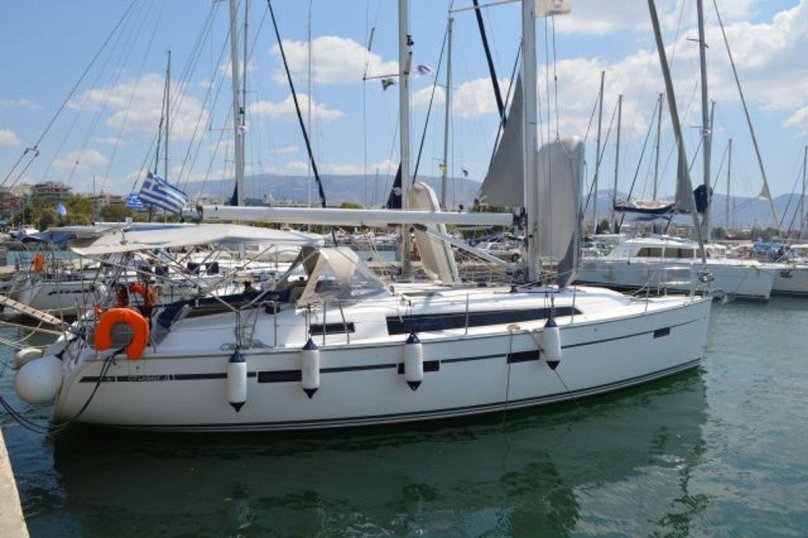 Бавария 41 Крузер яхта