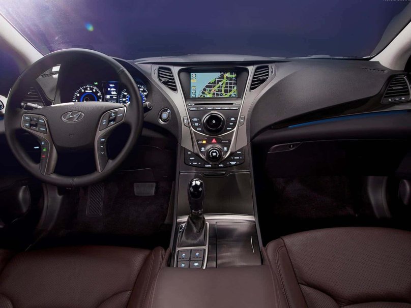 Hyundai Grandeur 2012 салон