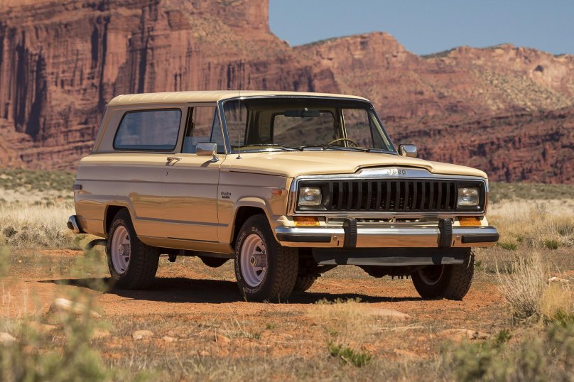 Jeep Wagoneer (SJ)