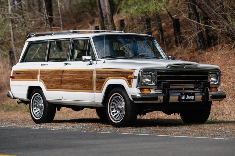 Jeep Grand Wagoneer 1990