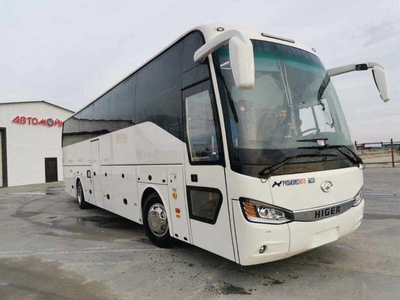 Автобус KLQ белый