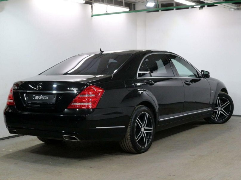 Мерседес 221 Рестайлинг чёрный