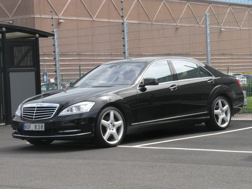 Mercedes s500 w221