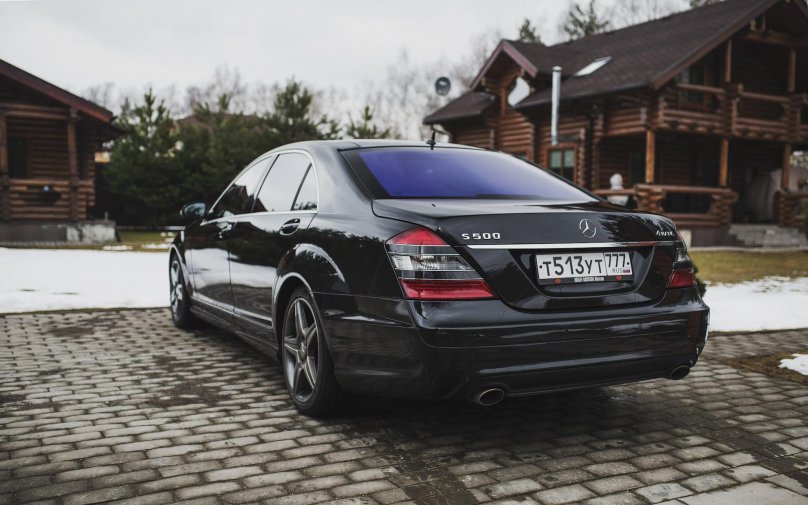 Мерседес 221 АМГ черный