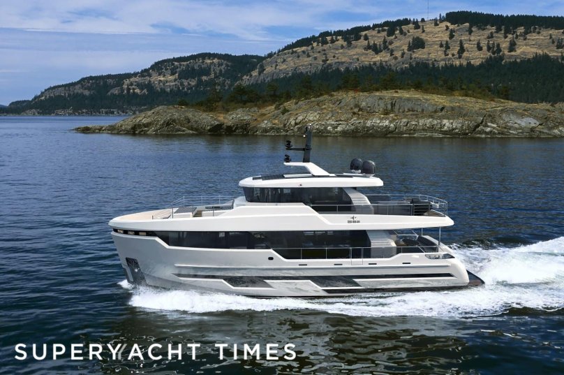 Яхта Bering 50
