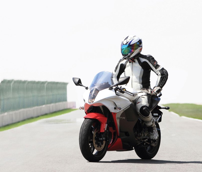 Hyosung gt650r Tuning