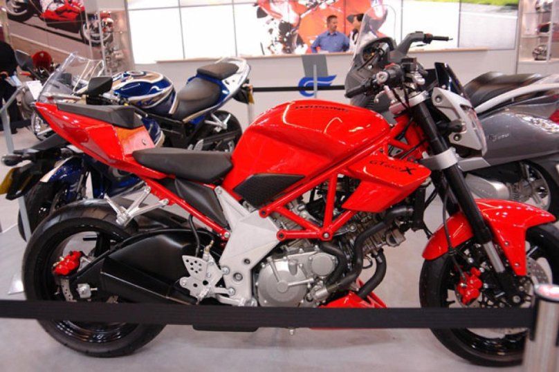 Хьюсонг 650 GTR