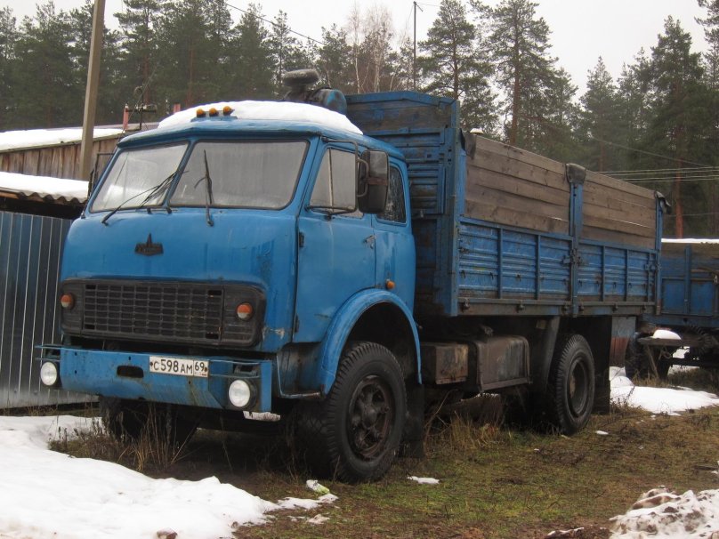 МАЗ 5335 седельный тягач